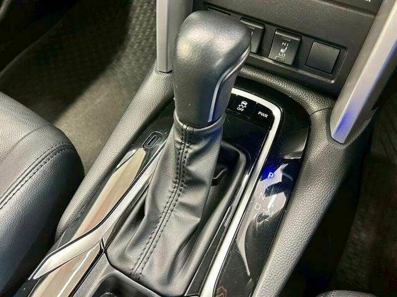 COROLLA CROSS