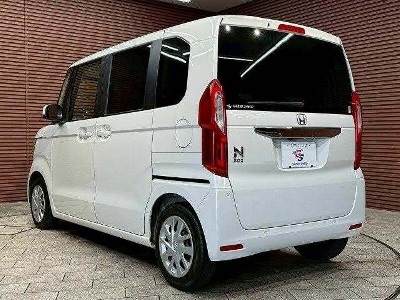 N BOX