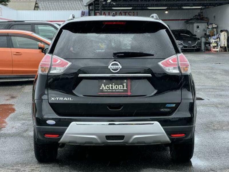 X-TRAIL