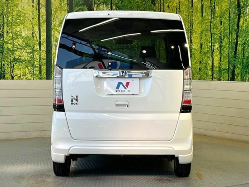 N BOX