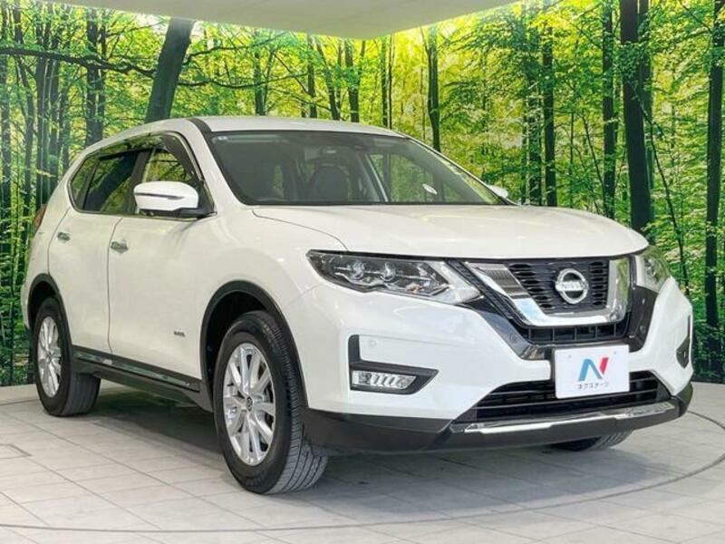X-TRAIL