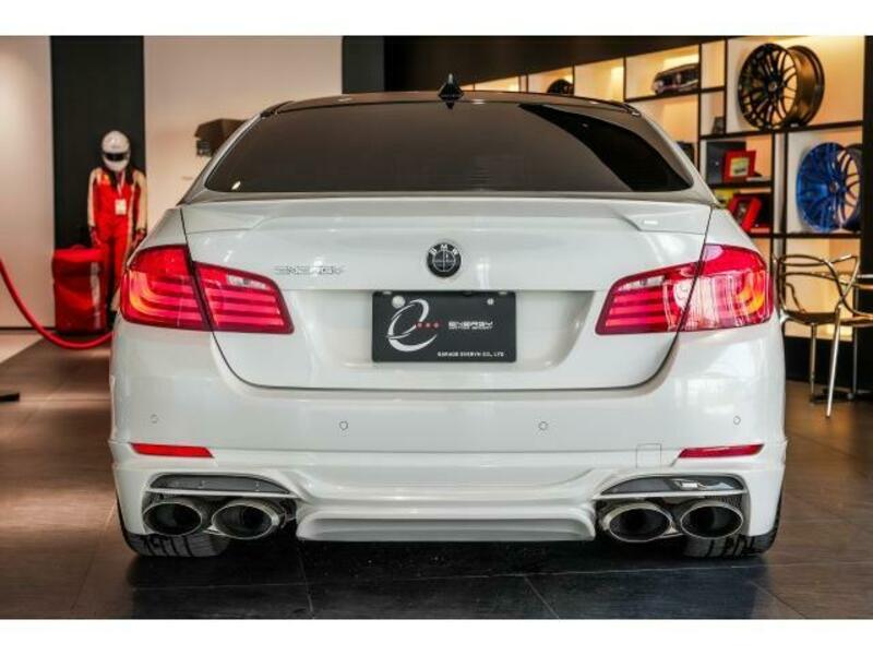 5 SERIES