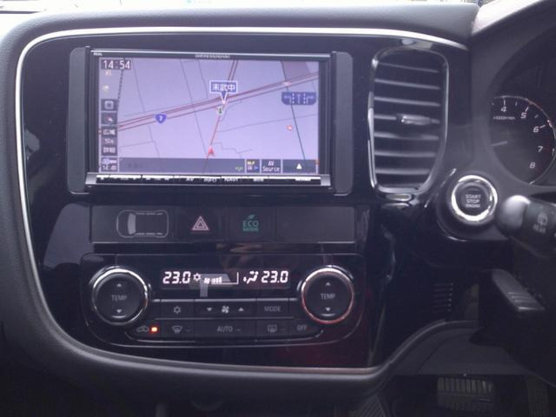 OUTLANDER