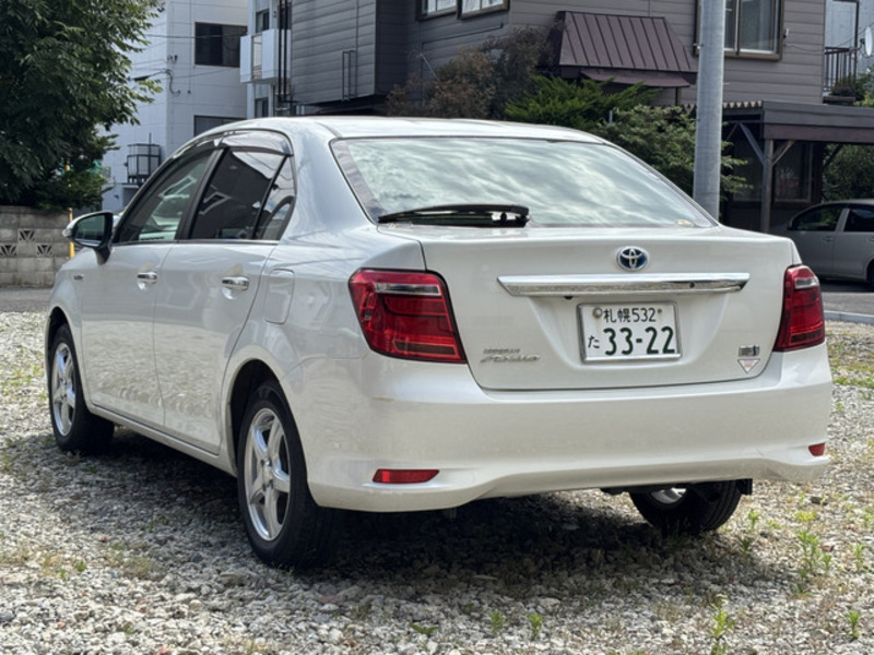 COROLLA AXIO