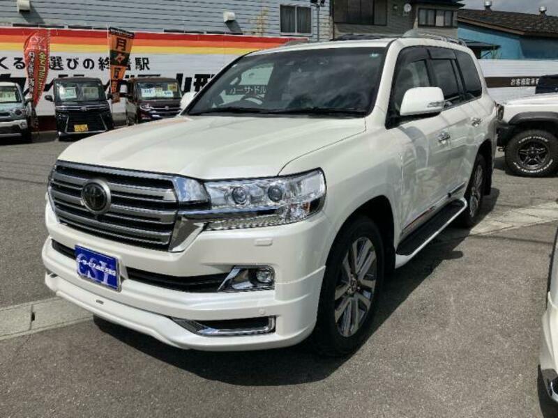 LAND CRUISER