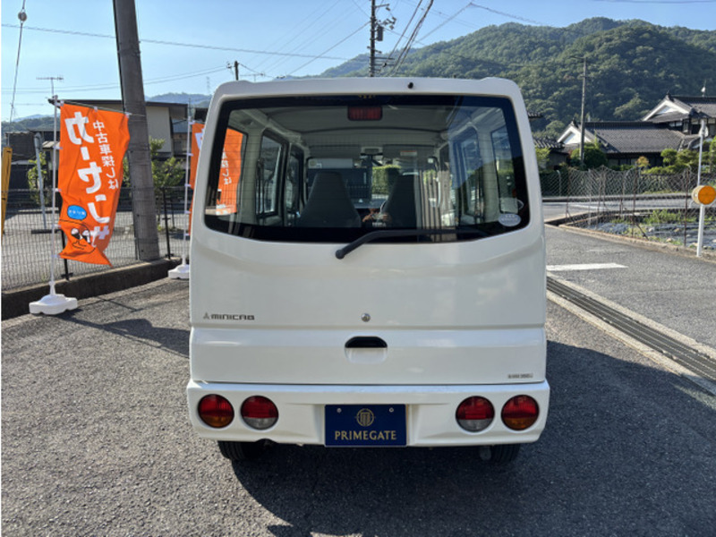 MINICAB VAN
