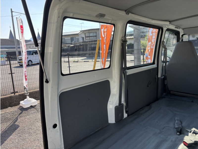 MINICAB VAN