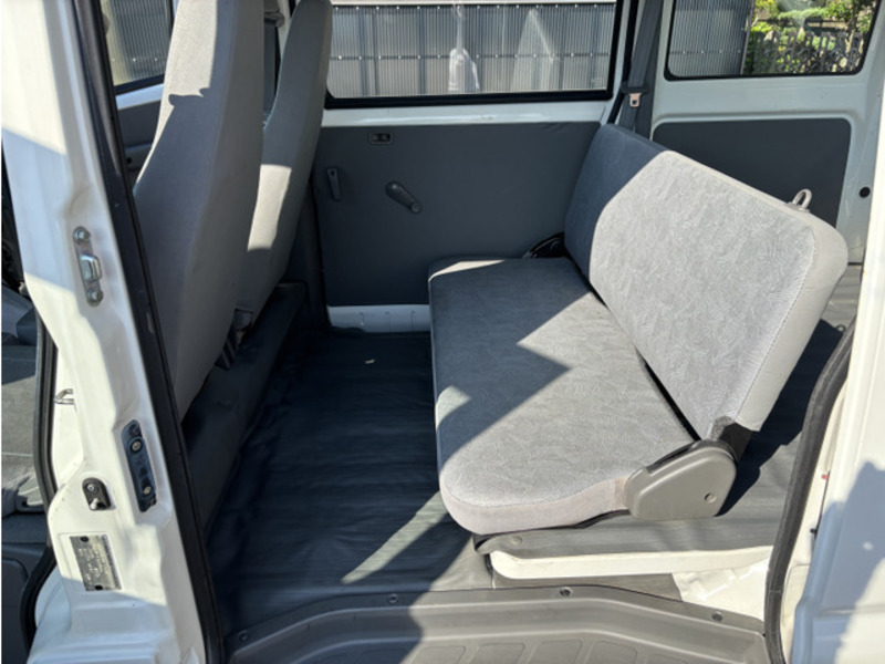 MINICAB VAN