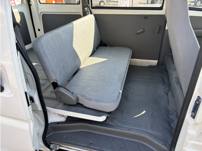 MINICAB VAN
