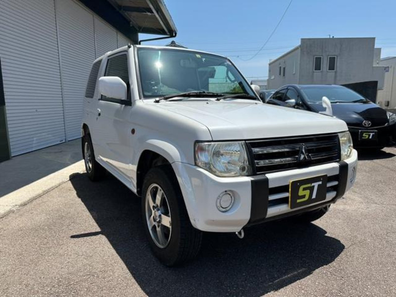 PAJERO MINI