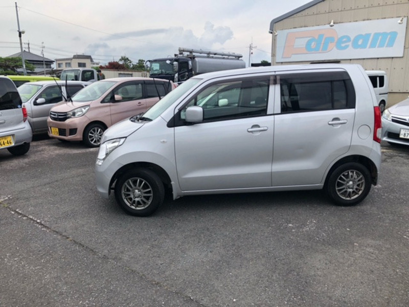 WAGON R