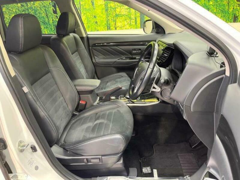 OUTLANDER PHEV