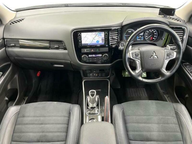 OUTLANDER PHEV