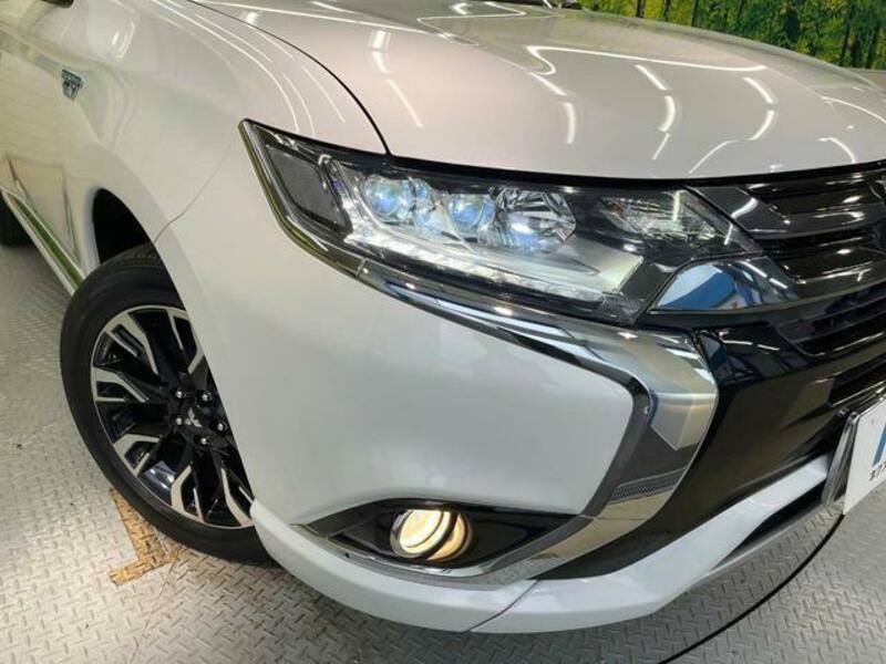 OUTLANDER PHEV