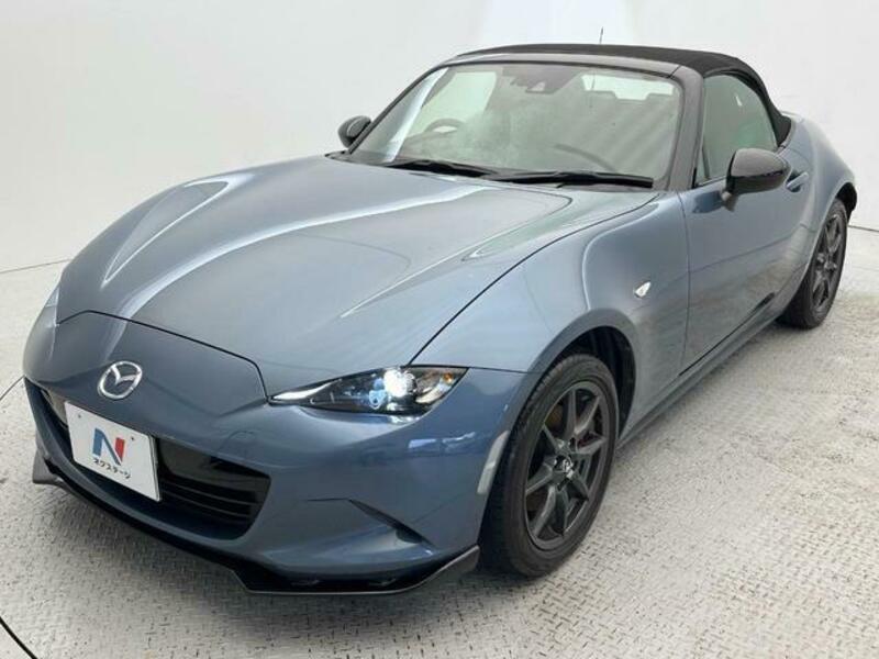 ROADSTER