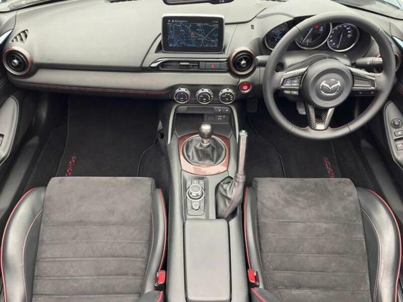 ROADSTER