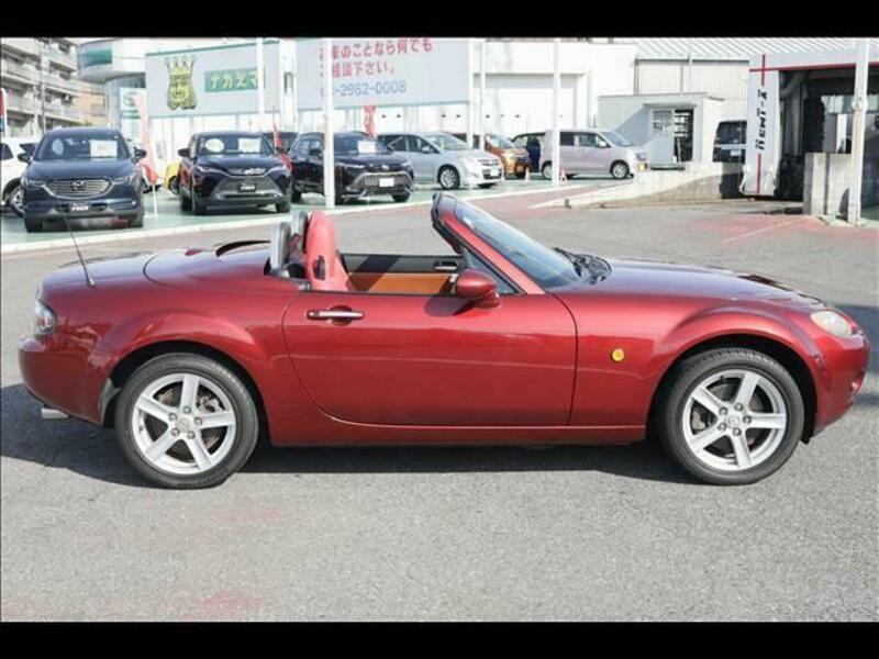 ROADSTER