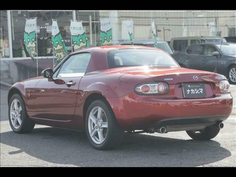 ROADSTER