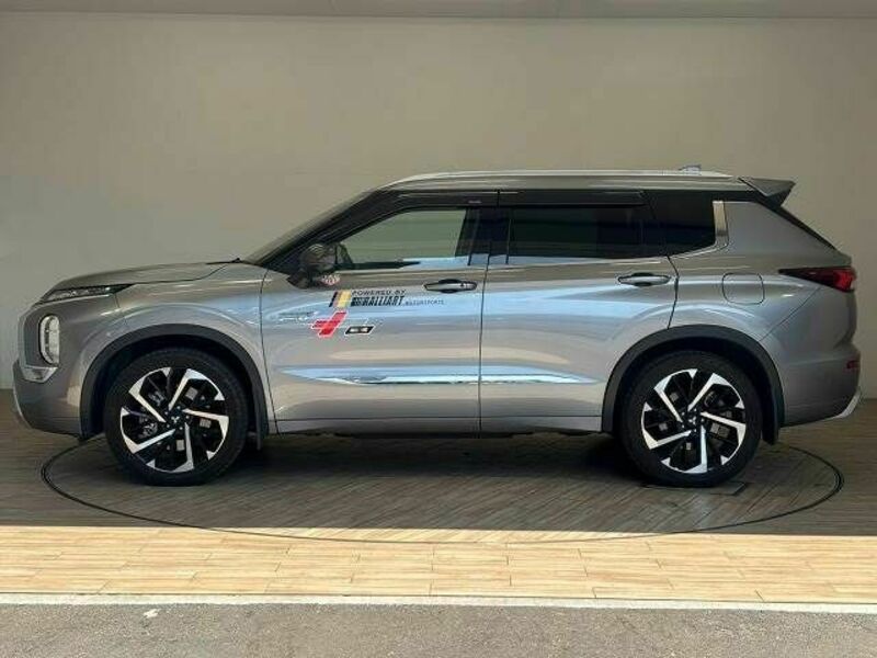 OUTLANDER PHEV
