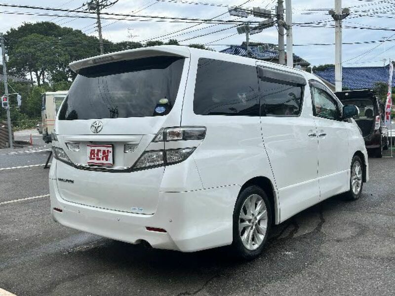 VELLFIRE