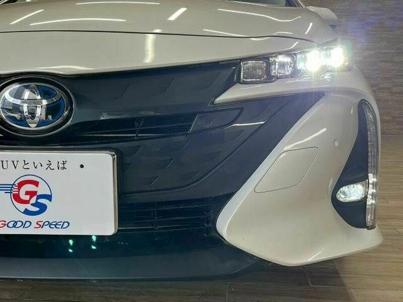 PRIUS PHV