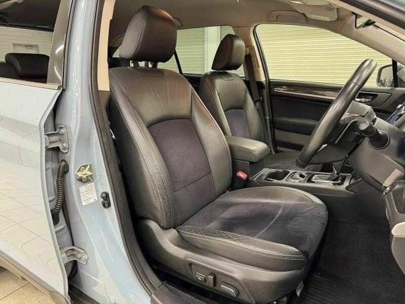 LEGACY OUTBACK