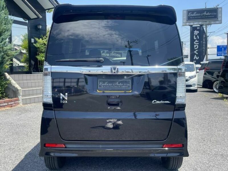 N BOX CUSTOM