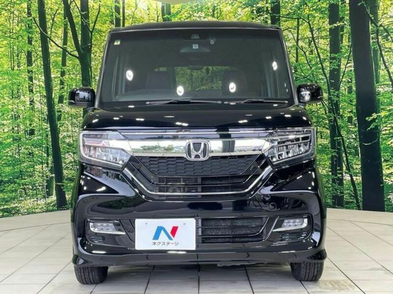 N BOX CUSTOM