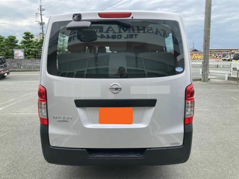NV350 CARAVAN WAGON