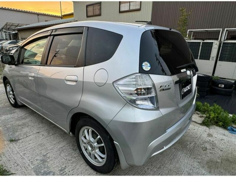 FIT HYBRID