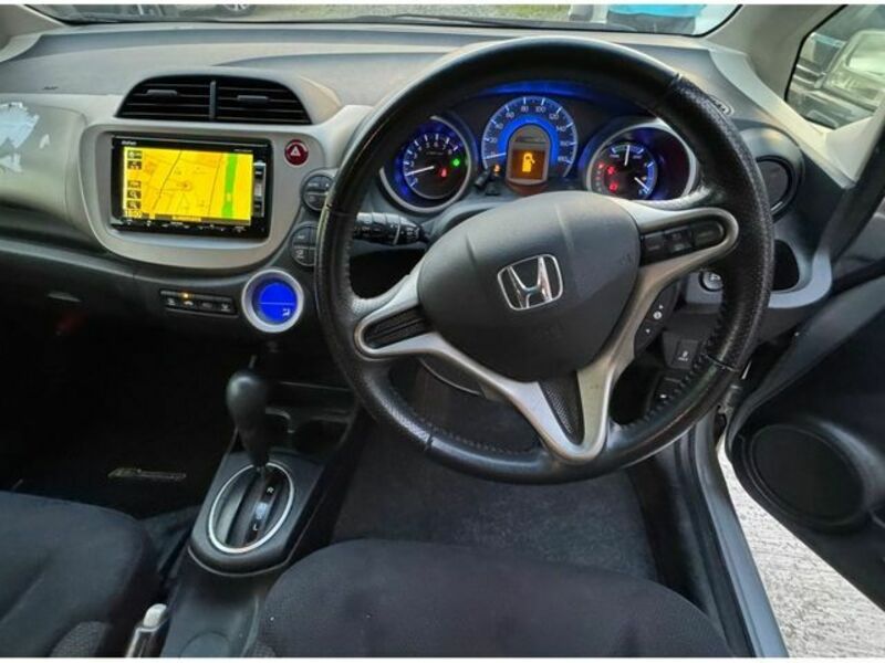 FIT HYBRID