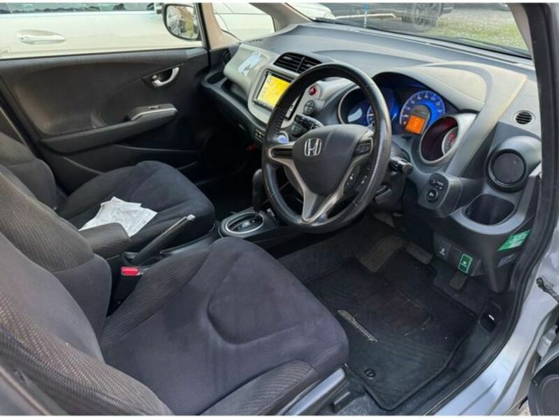 FIT HYBRID