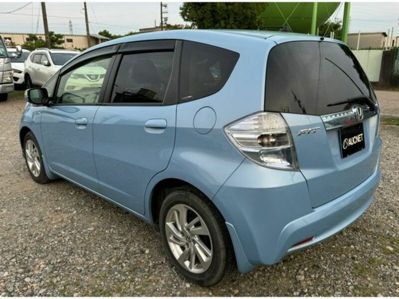 FIT HYBRID