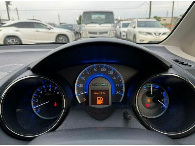 FIT HYBRID