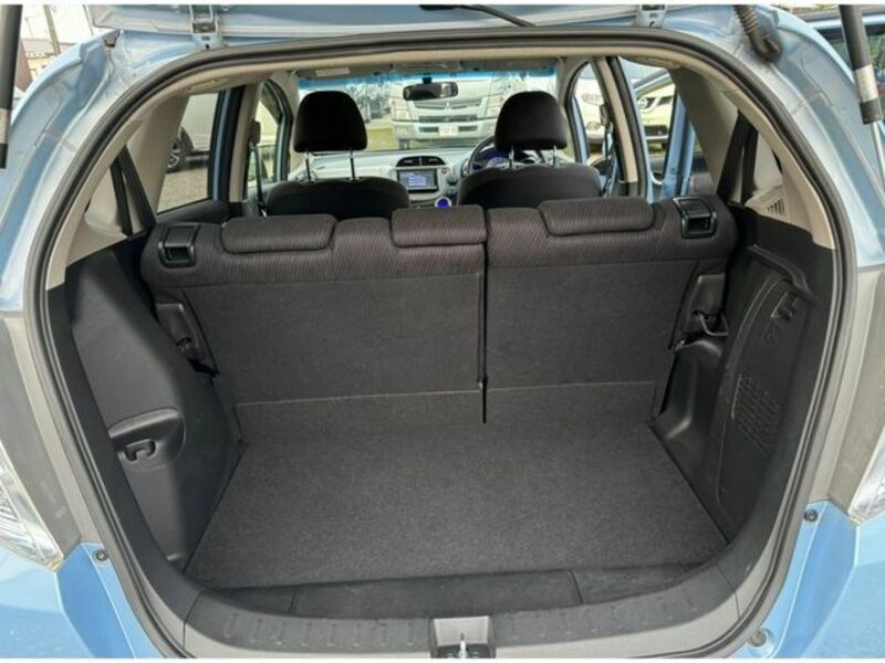 FIT HYBRID