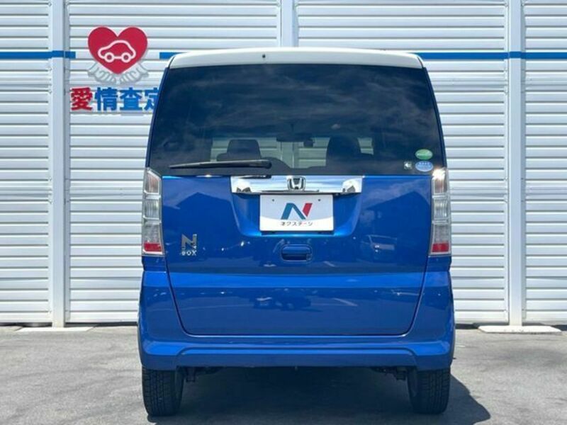 N BOX