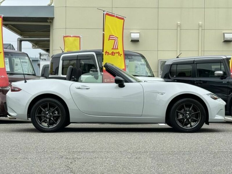 ROADSTER