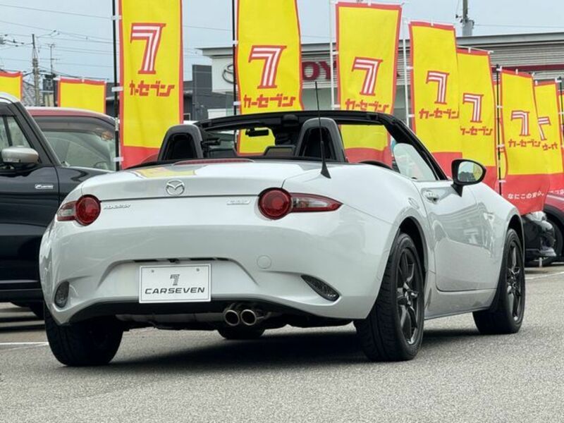 ROADSTER