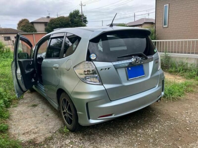 FIT HYBRID