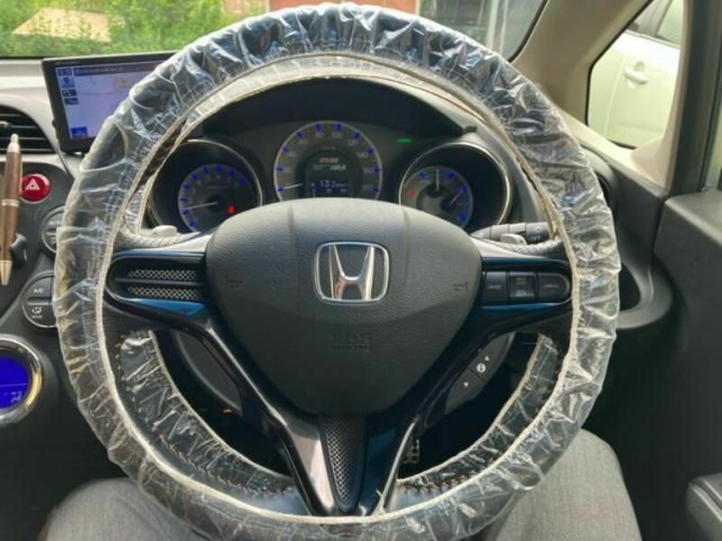 FIT HYBRID