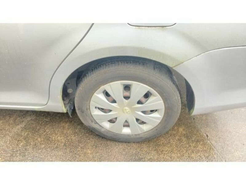 COROLLA AXIO