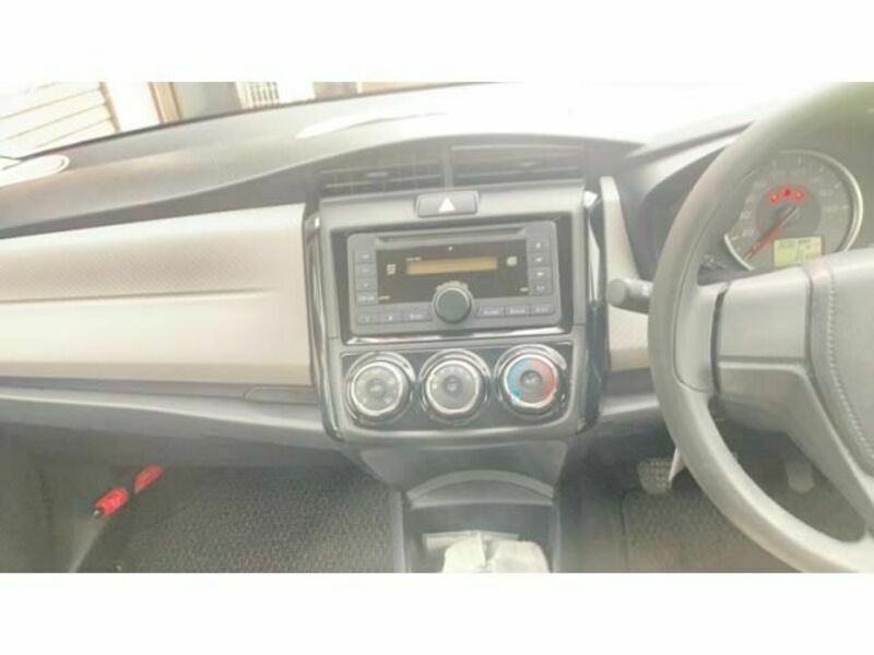 COROLLA AXIO