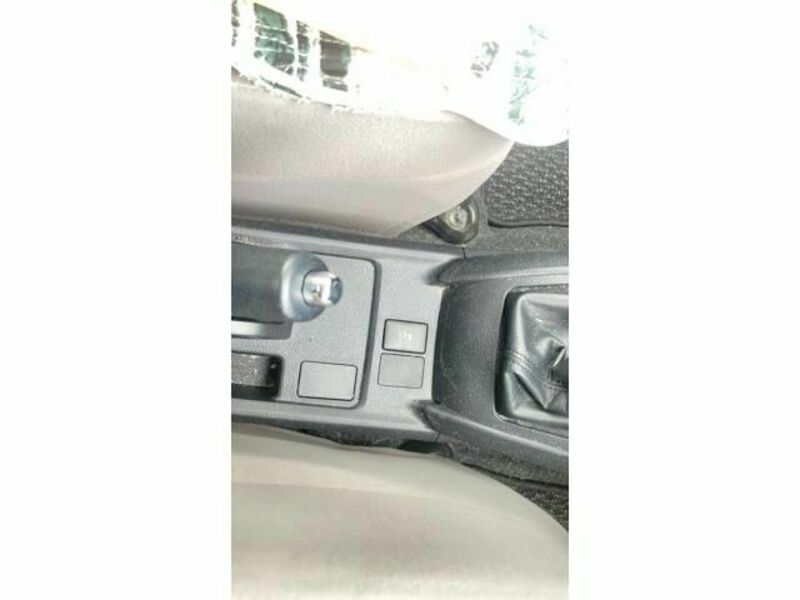 COROLLA AXIO