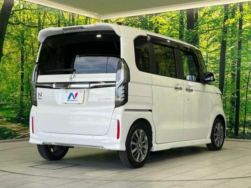 N BOX CUSTOM