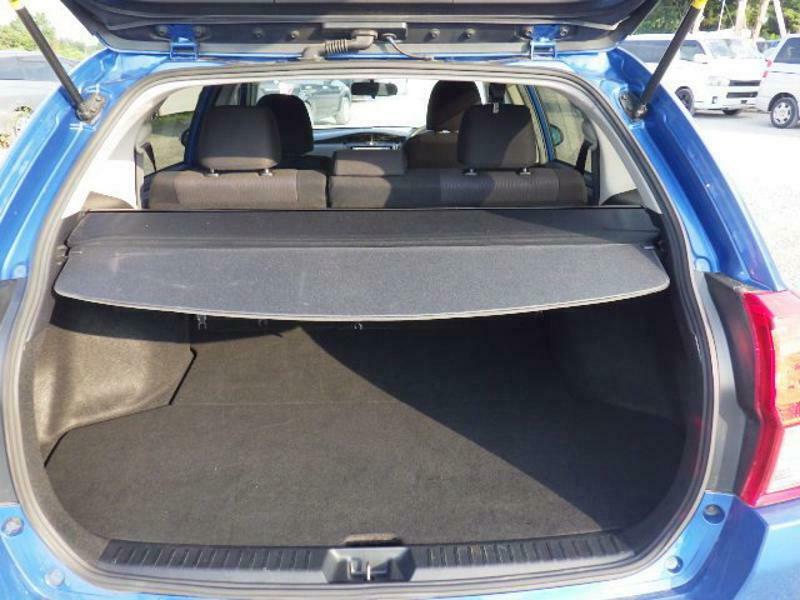 COROLLA FIELDER