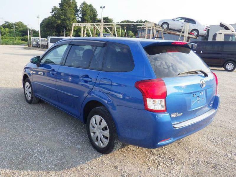 COROLLA FIELDER