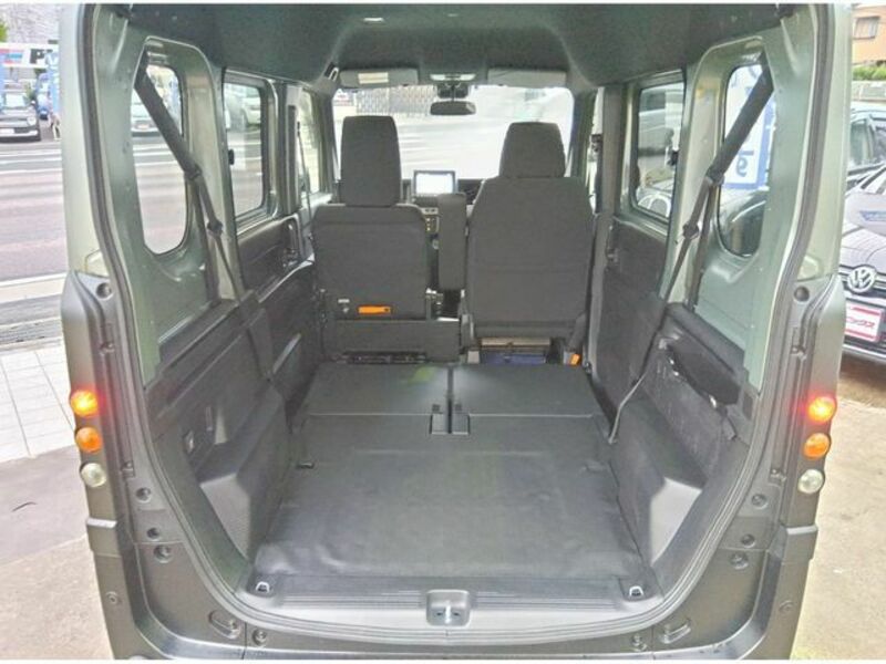 N-VAN