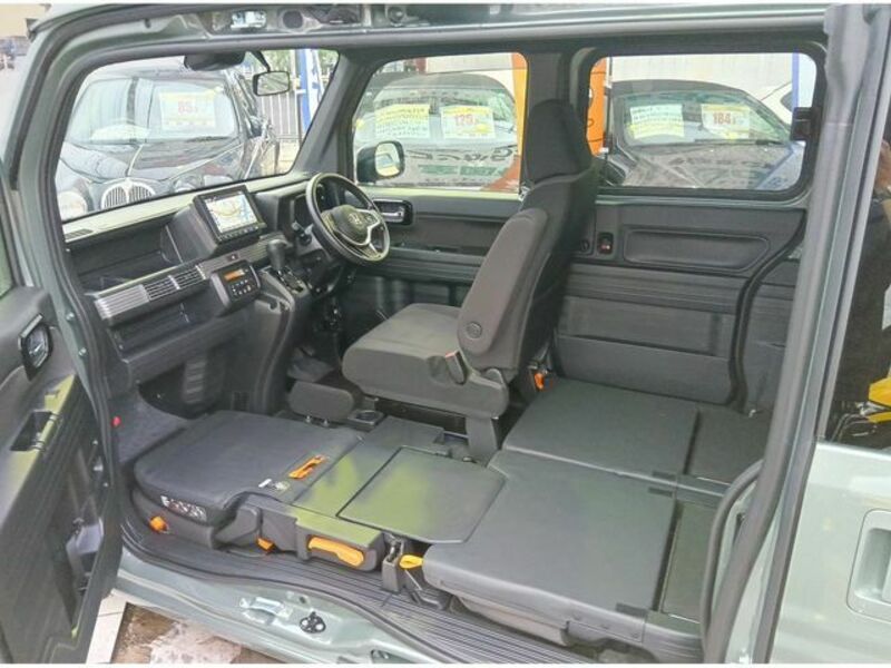 N-VAN