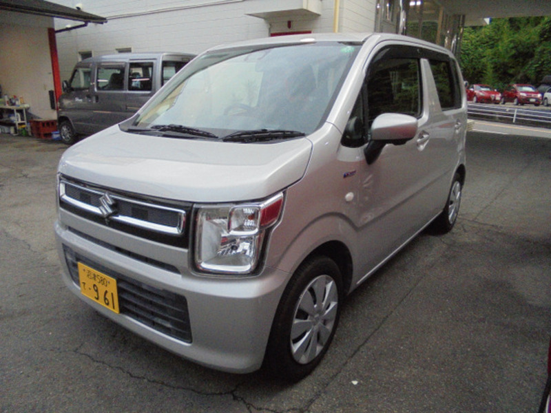WAGON R