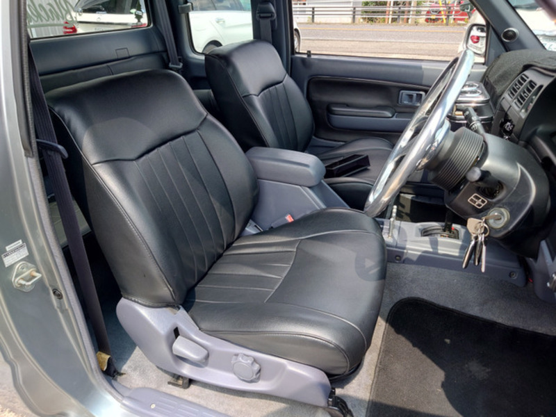 HILUX